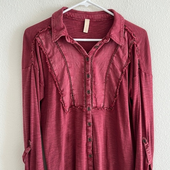Pilcro Frayed Tunic Buttondown - Picture 4 of 12
